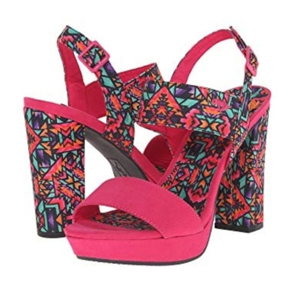 Pink Pattern Heels - Picture 1 of 3